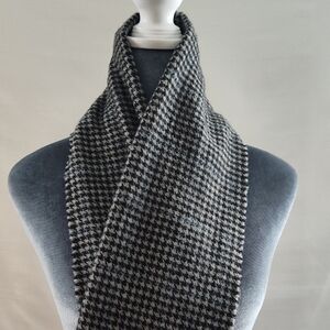 Amicale Cashmere Scarf, Black, Blue, Grey